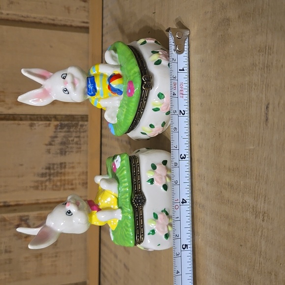 Bunny Hinged Trinket Boxes- Set of Two - Picture 3 of 16